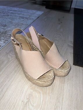 Nude marc fisher wedge heels mlandela 8.5
